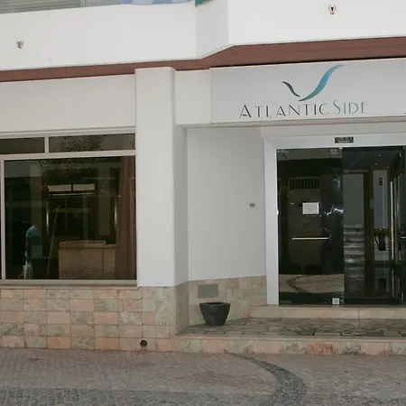 Pensión Atlanticside Armação de Pêra